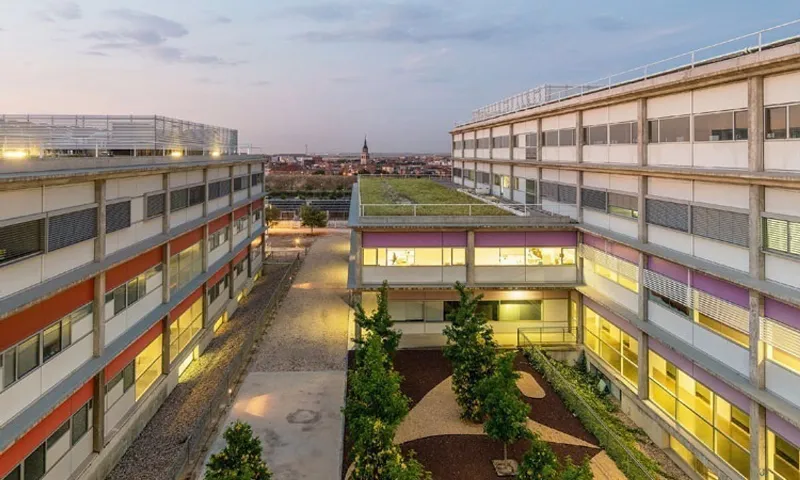 Las virtudes terapéuticas del color verde en la arquitectura hospitalaria y los espacios de cuidado de la salud